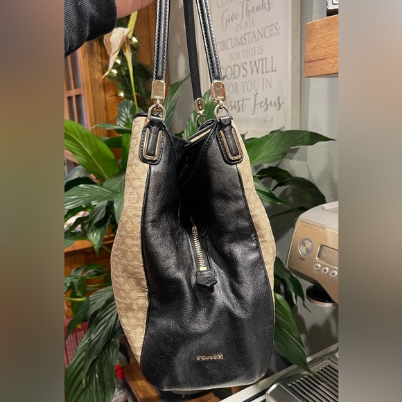 Coach Madison Phoebe Needlepoint OP Art Shoulder Bag Leather Purse Monogram - Picture 5 of 12